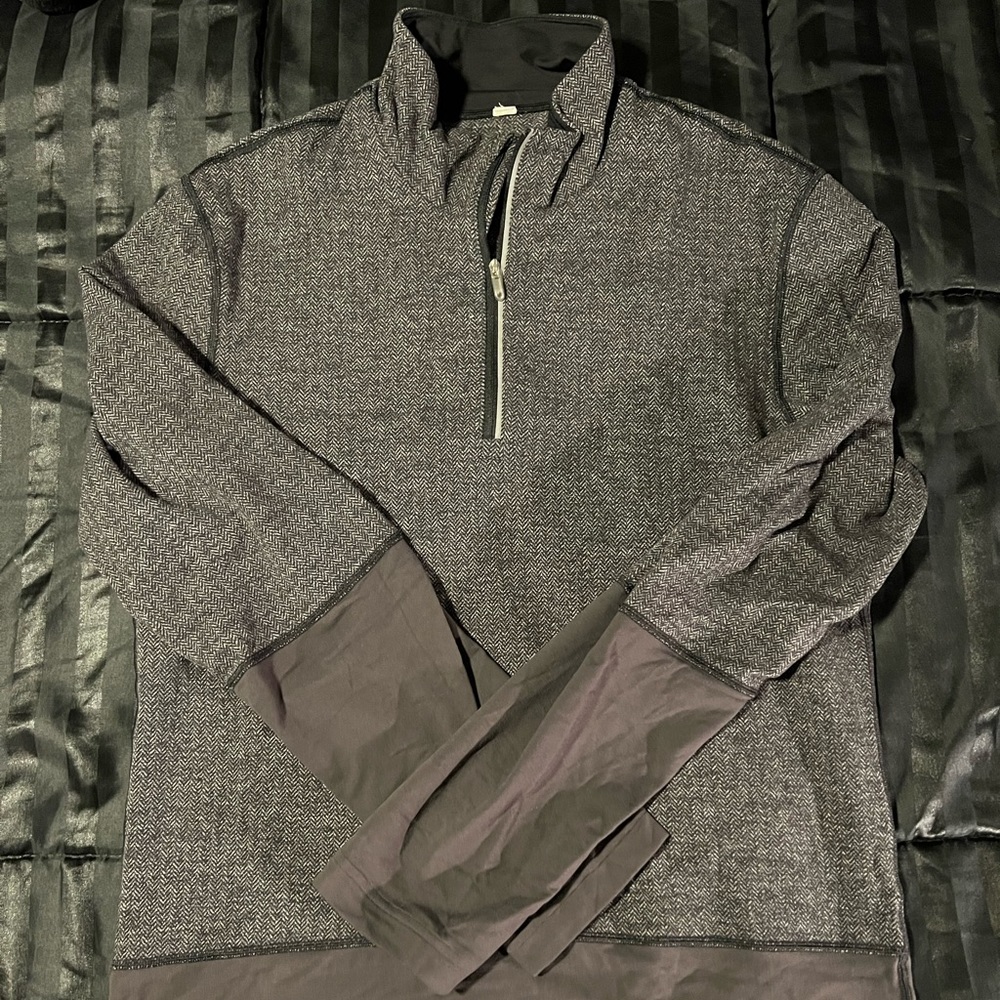 Lululemon Long Sleeve Half Zip